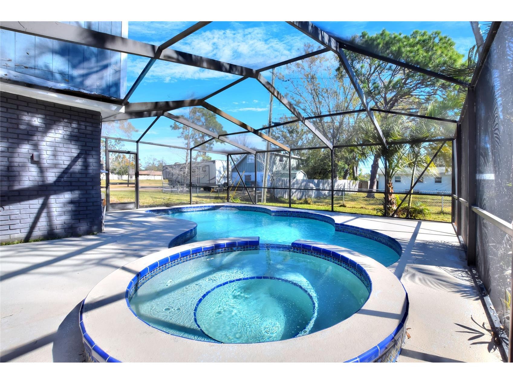 400 Patica Road NE Saint Petersburg FL 33702 L4959177 image46