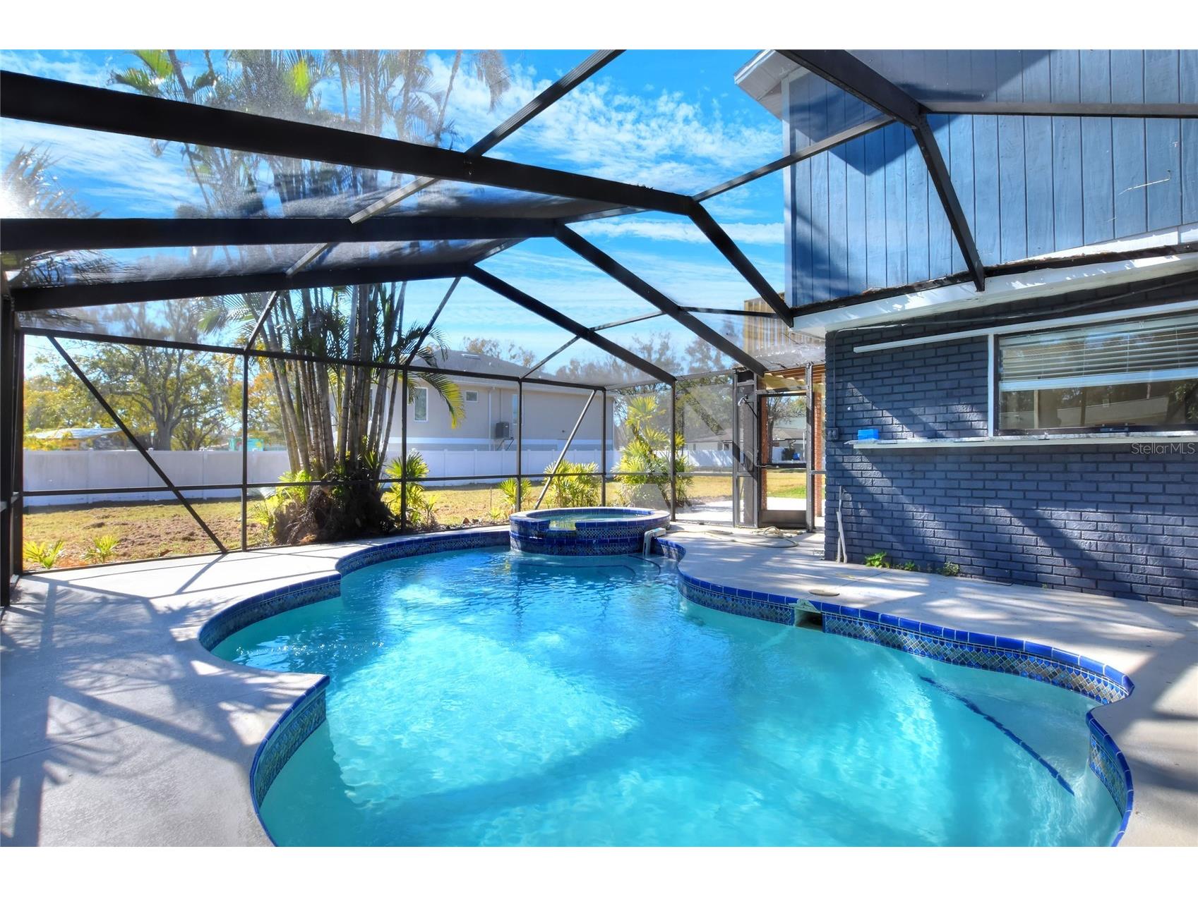 400 Patica Road NE Saint Petersburg FL 33702 L4959177 image47