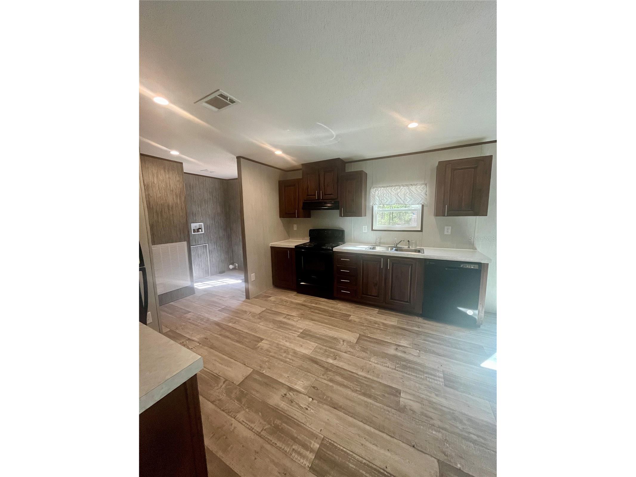 400 S Holly Avenue Florahome FL 32140 GC538696 image10