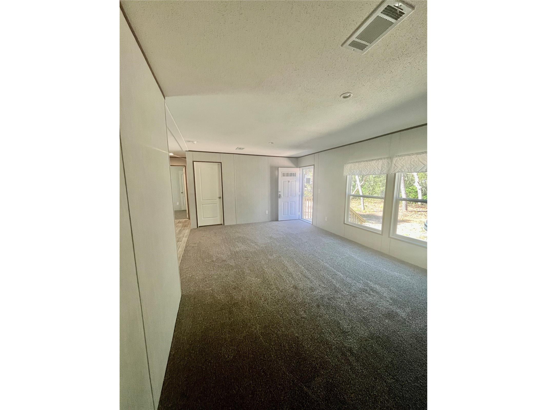 400 S Holly Avenue Florahome FL 32140 GC538696 image7