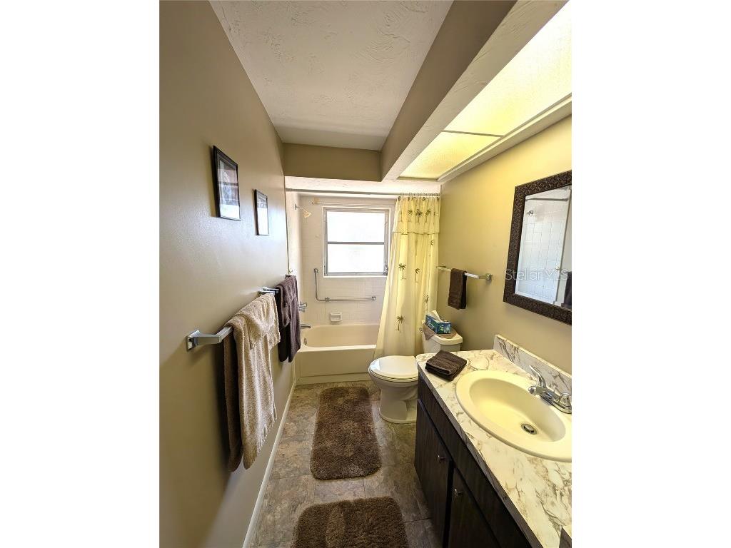 400 S Washington Street Beverly Hills FL 34465 OM715913 image28