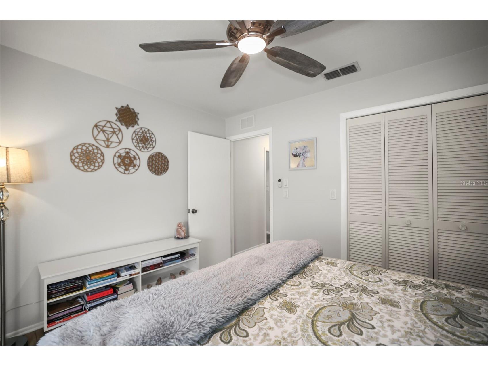 400 Stirling Terrace Dunedin FL 34698 TB8504515 image25