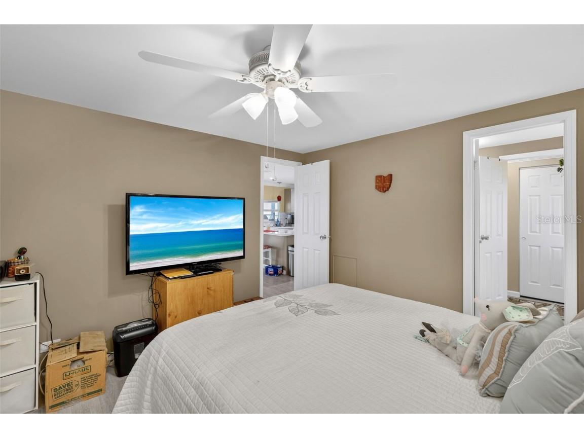 400 Vivar North Port FL 34287 TB8452379 image23