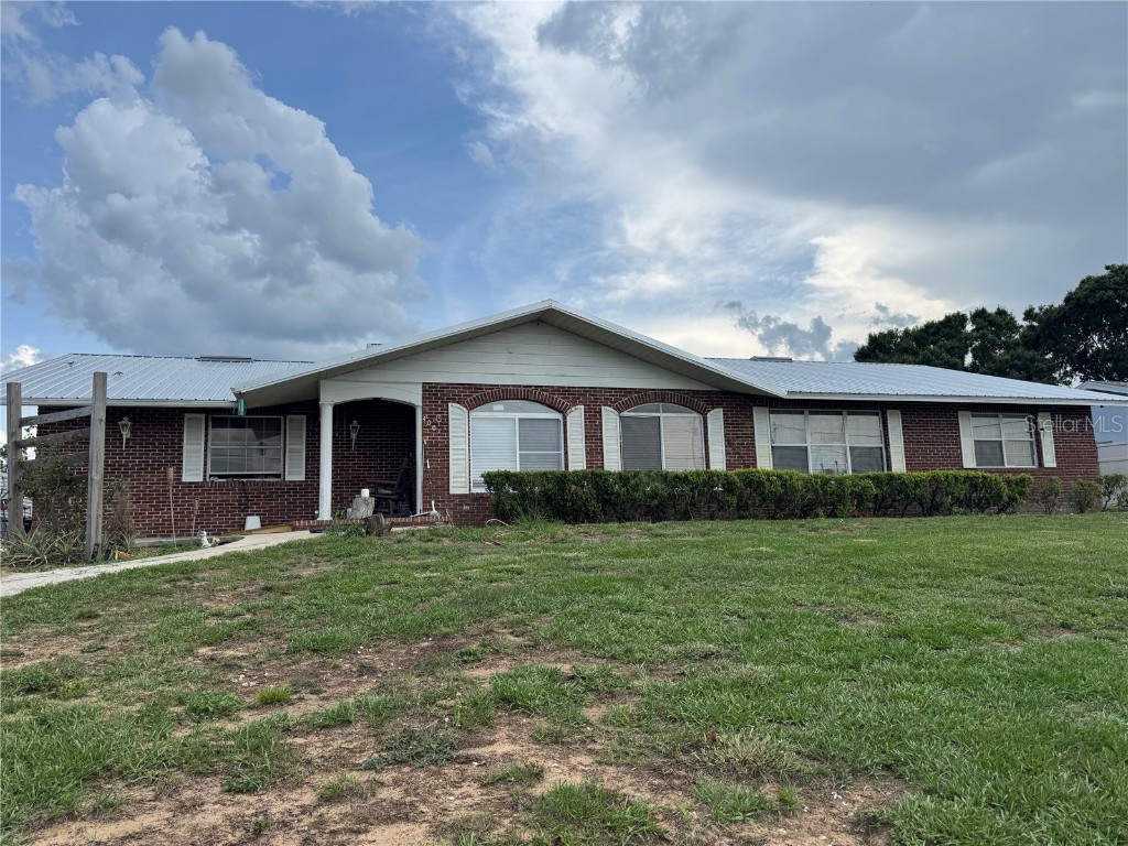 400 W 4th Court Frostproof FL 33843 - LAKE CLINCH K4902942 image1