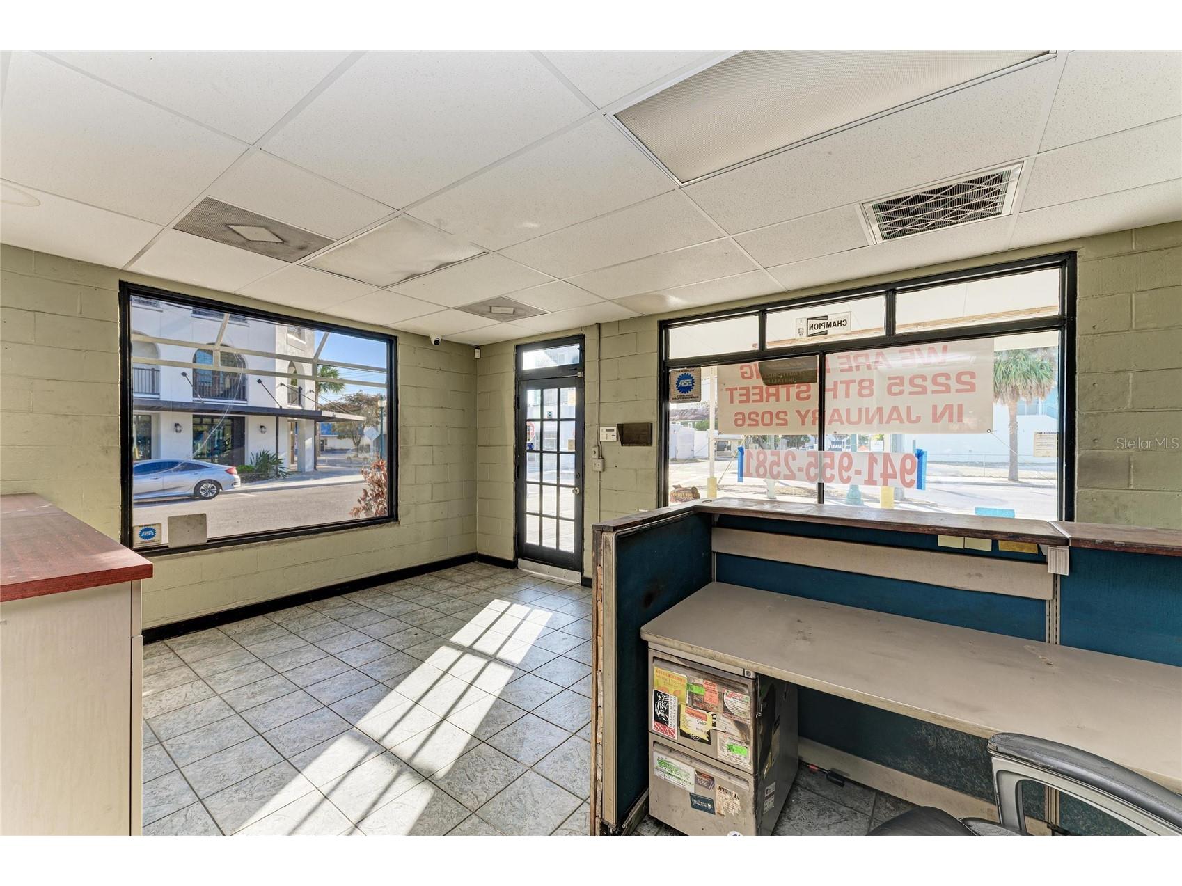 400 W Central Avenue Sarasota FL 34236 A4682282 image10