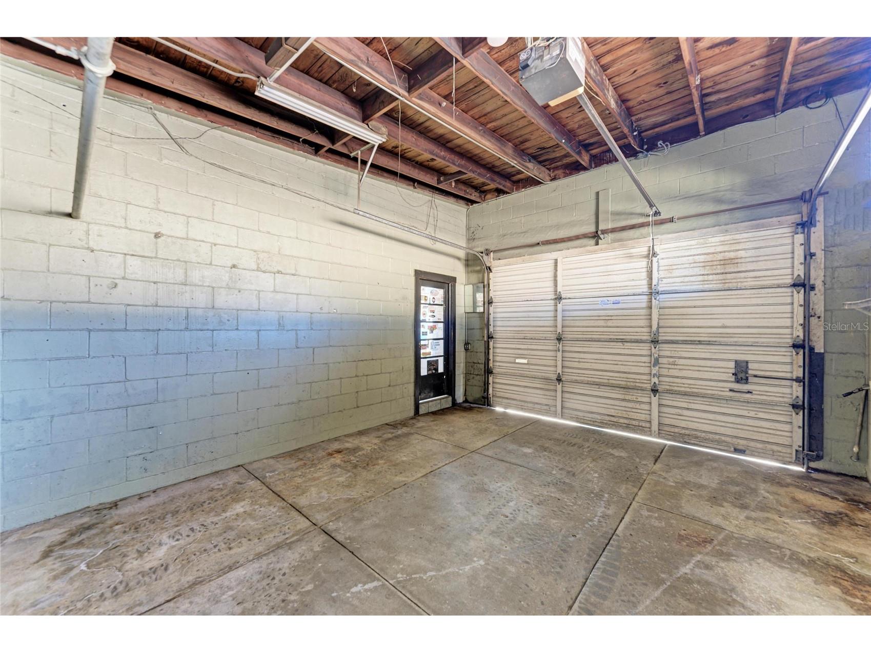 400 W Central Avenue Sarasota FL 34236 A4682282 image15
