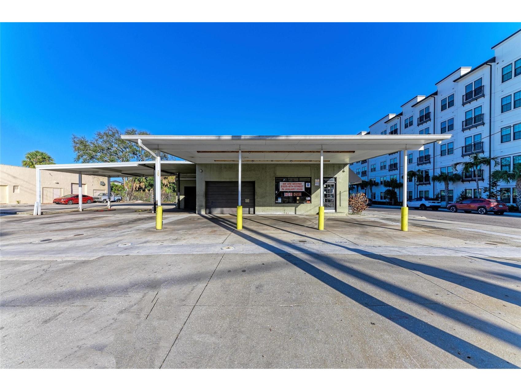 400 W Central Avenue Sarasota FL 34236 A4682282 image4