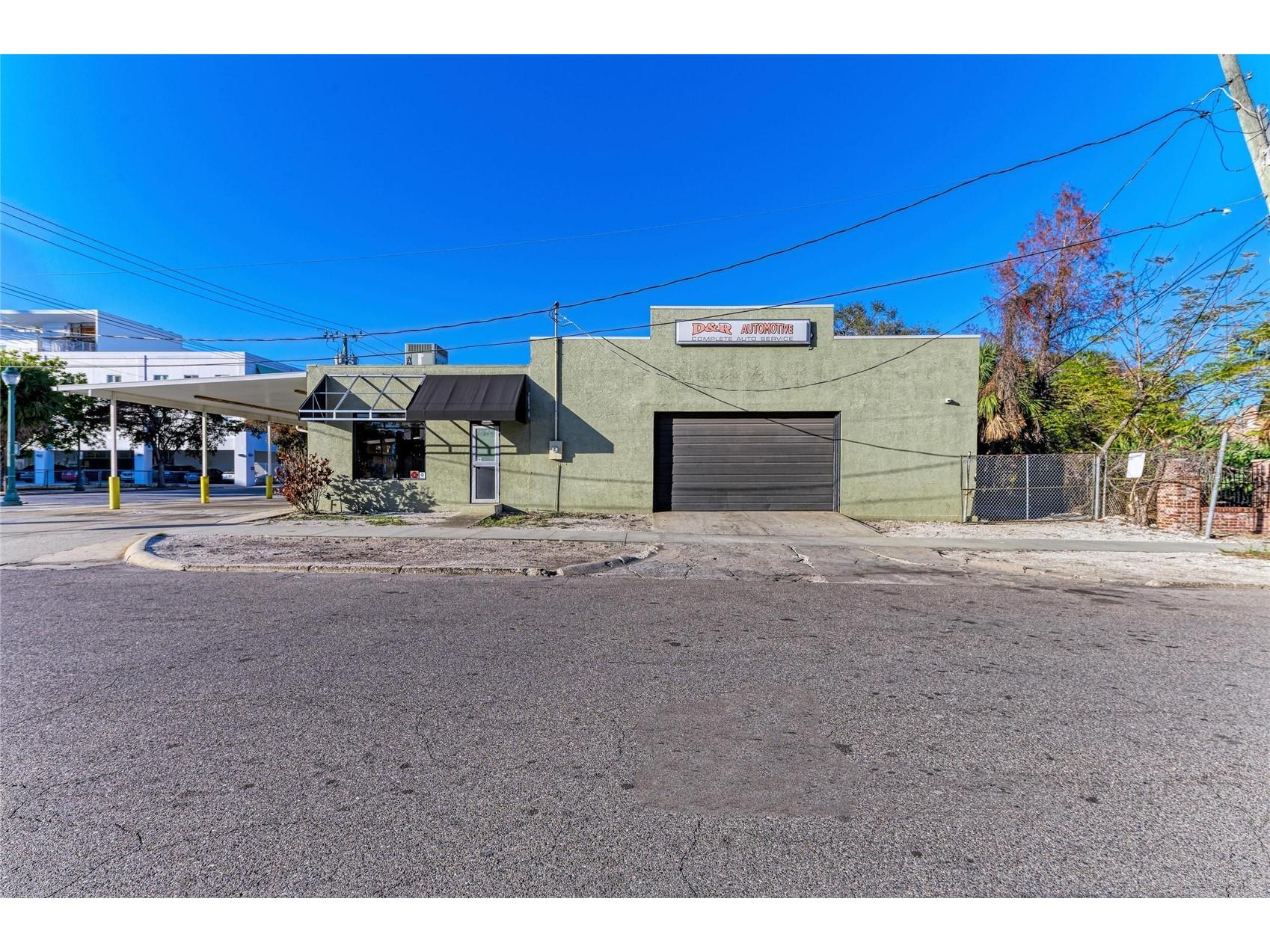 400 W Central Avenue Sarasota FL 34236 A4682282 image6