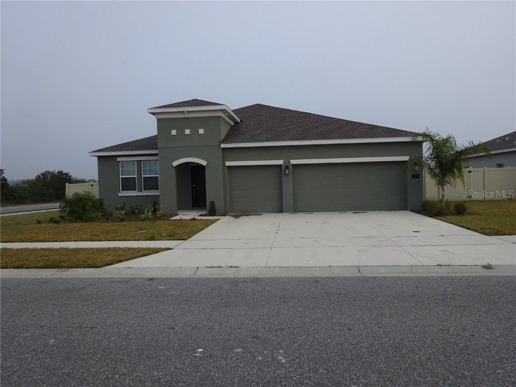 400 Watusi Way Saint Cloud FL 34772 TB8345418 image1