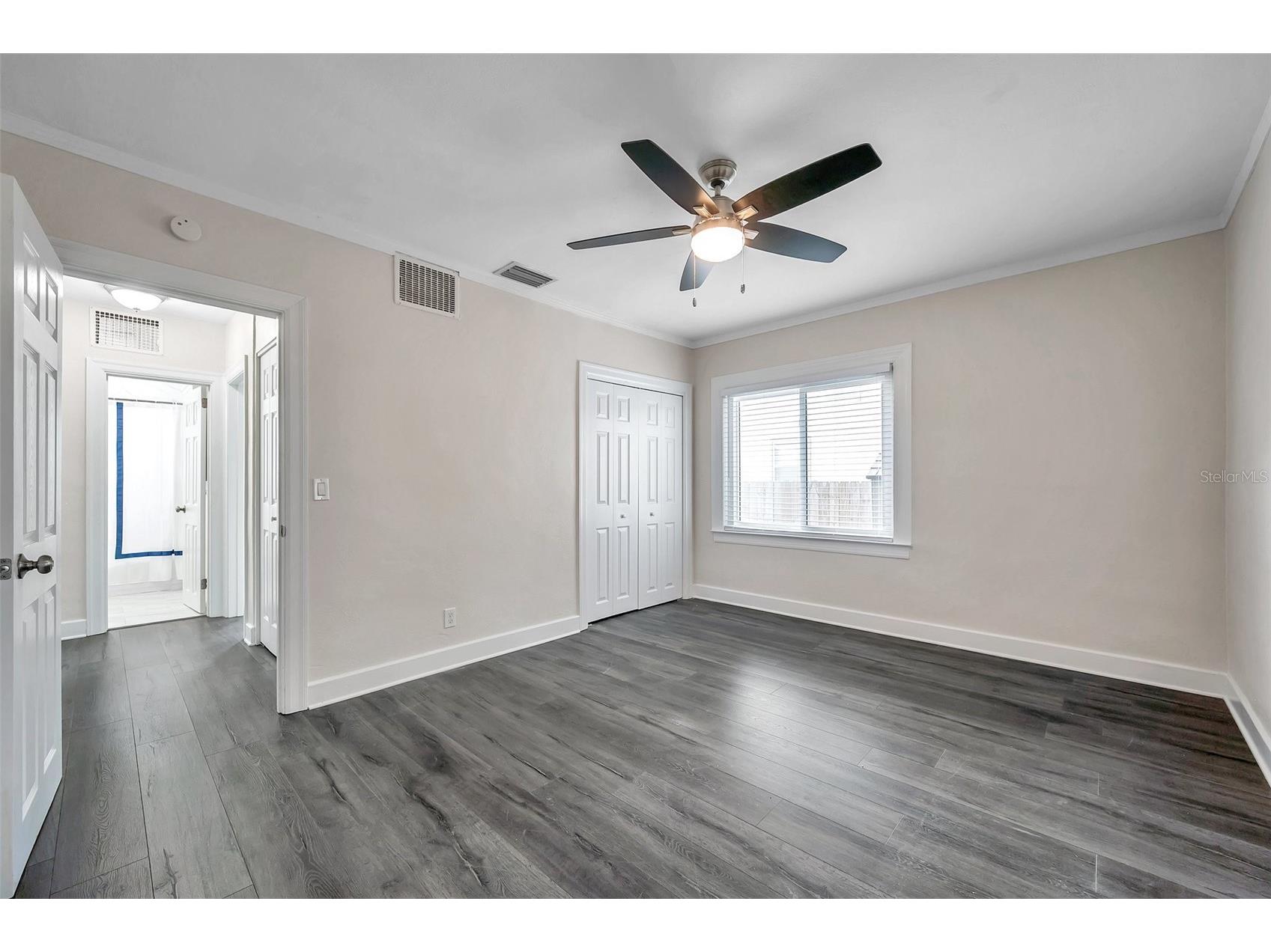 4000 10th Avenue N Saint Petersburg FL 33713 TB8493123 image18