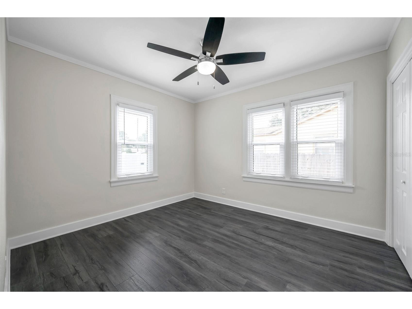 4000 10th Avenue N Saint Petersburg FL 33713 TB8493123 image19
