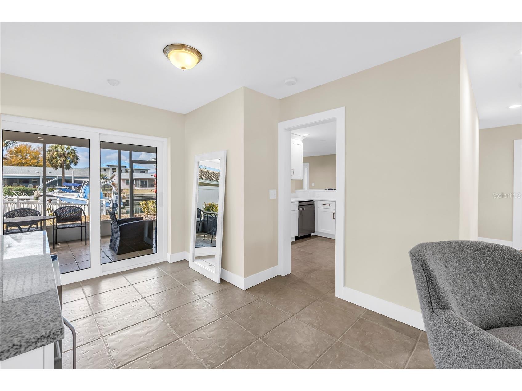 4000 14th Street NE Saint Petersburg FL 33703 - TAMPA BAY TB8477190 image10