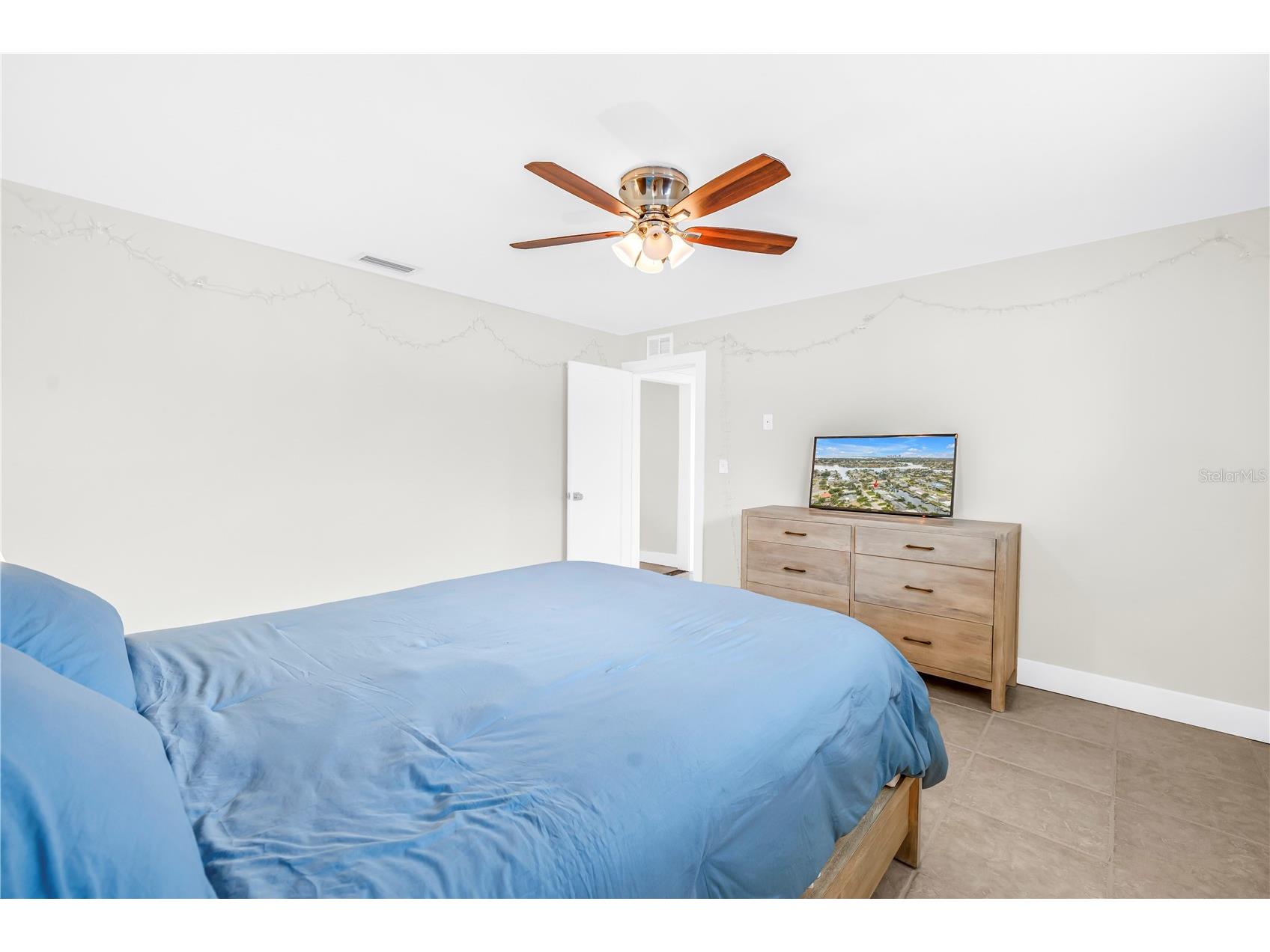 4000 14th Street NE Saint Petersburg FL 33703 - TAMPA BAY TB8477190 image24