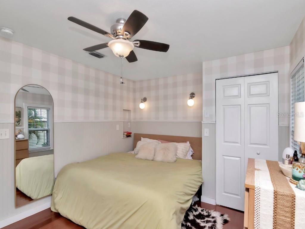 4000 3rd Avenue N Saint Petersburg FL 33713 TB8452703 image11