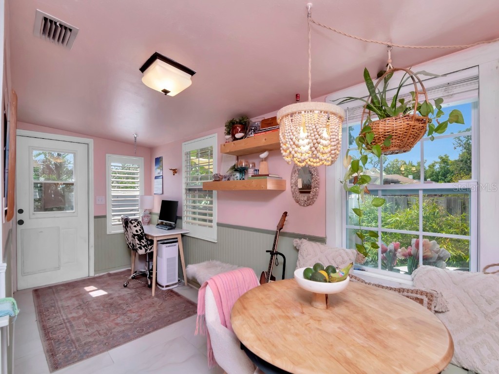 4000 3rd Avenue N Saint Petersburg FL 33713 TB8452703 image13