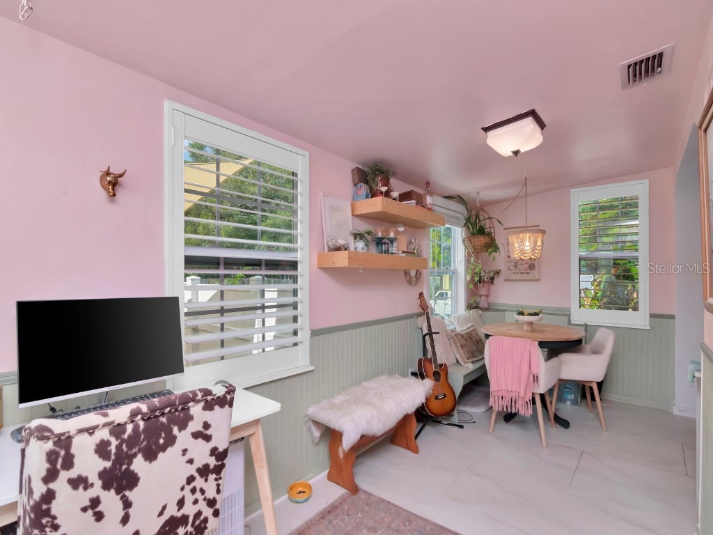 4000 3rd Avenue N Saint Petersburg FL 33713 TB8452703 image15