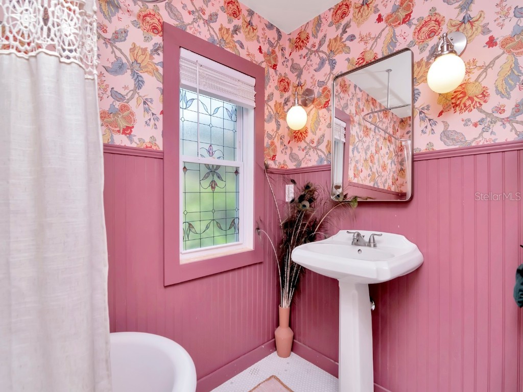 4000 3rd Avenue N Saint Petersburg FL 33713 TB8452703 image18