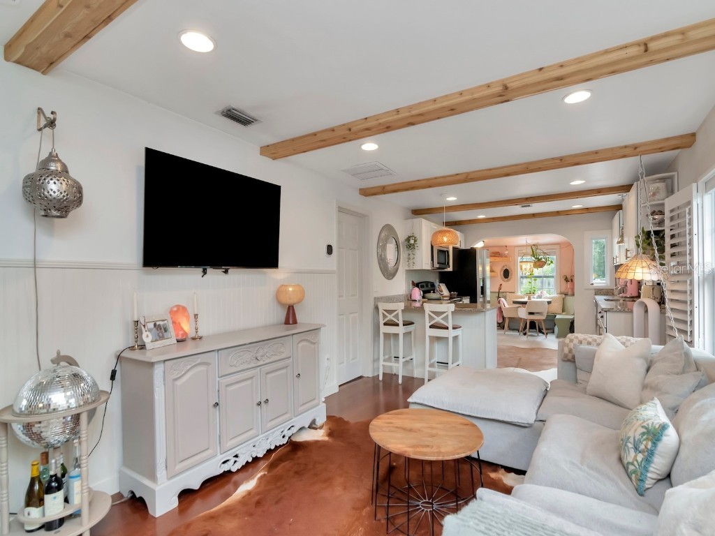 4000 3rd Avenue N Saint Petersburg FL 33713 TB8452703 image4