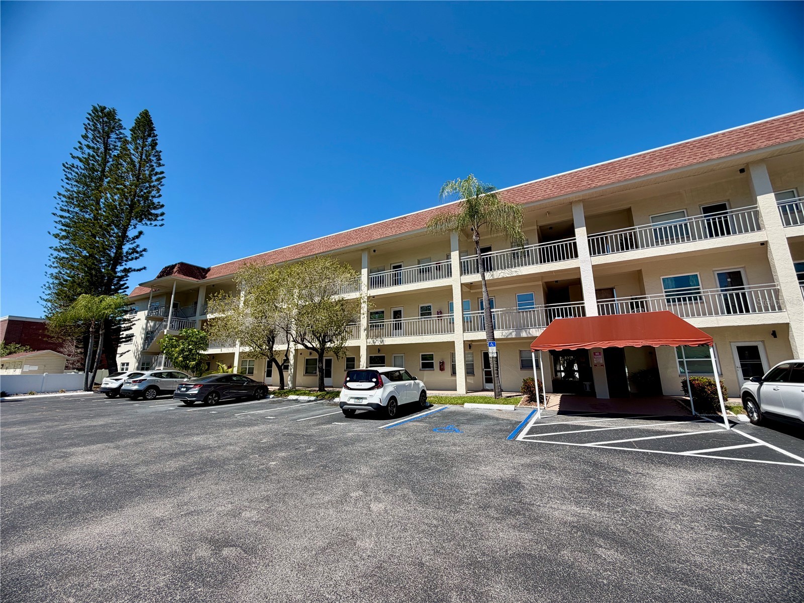 4000 3rd Street N #302 Saint Petersburg FL 33703 TB8489817 image37