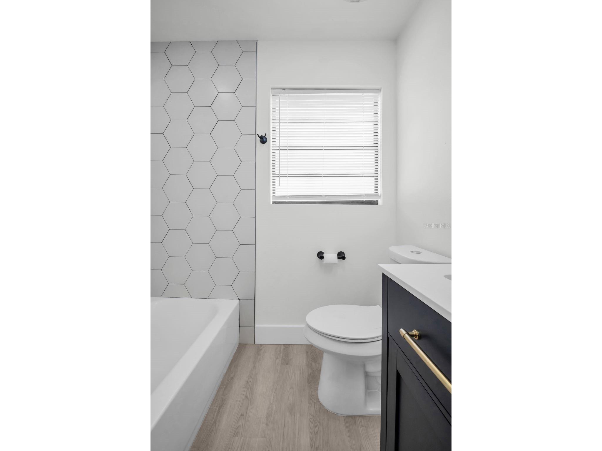 4000 Grove Street S Saint Petersburg FL 33705 TB8482961 image10