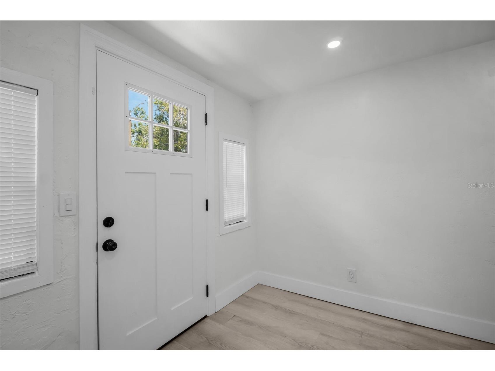 4000 Grove Street S Saint Petersburg FL 33705 TB8482961 image21