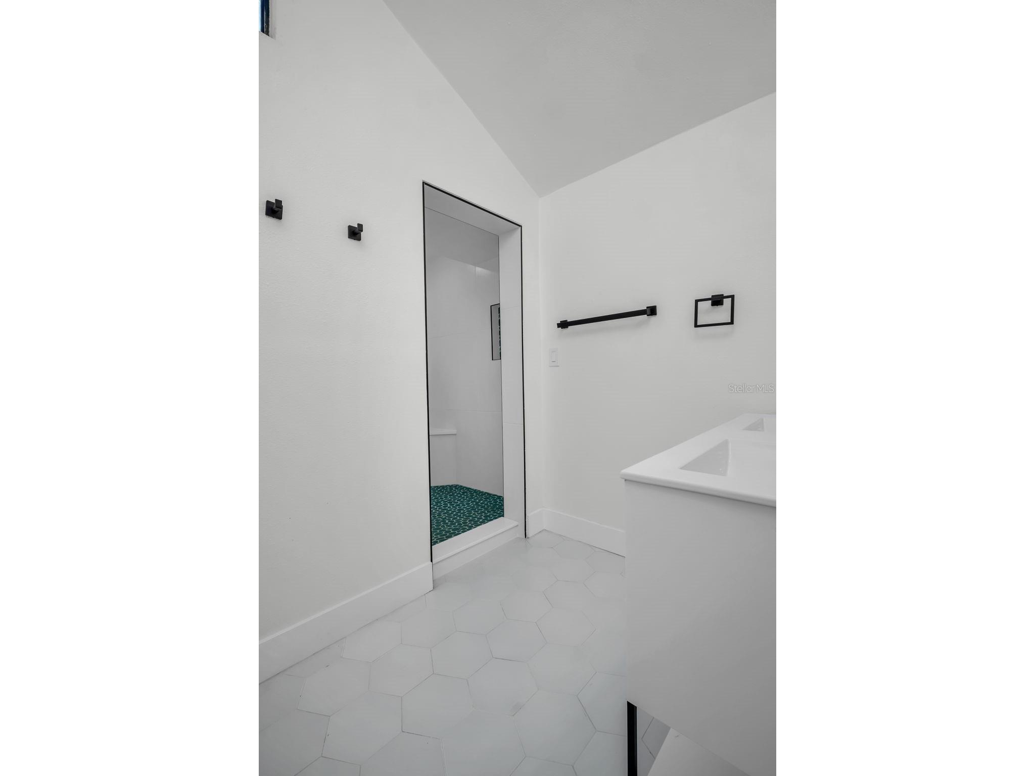 4000 Grove Street S Saint Petersburg FL 33705 TB8482961 image31