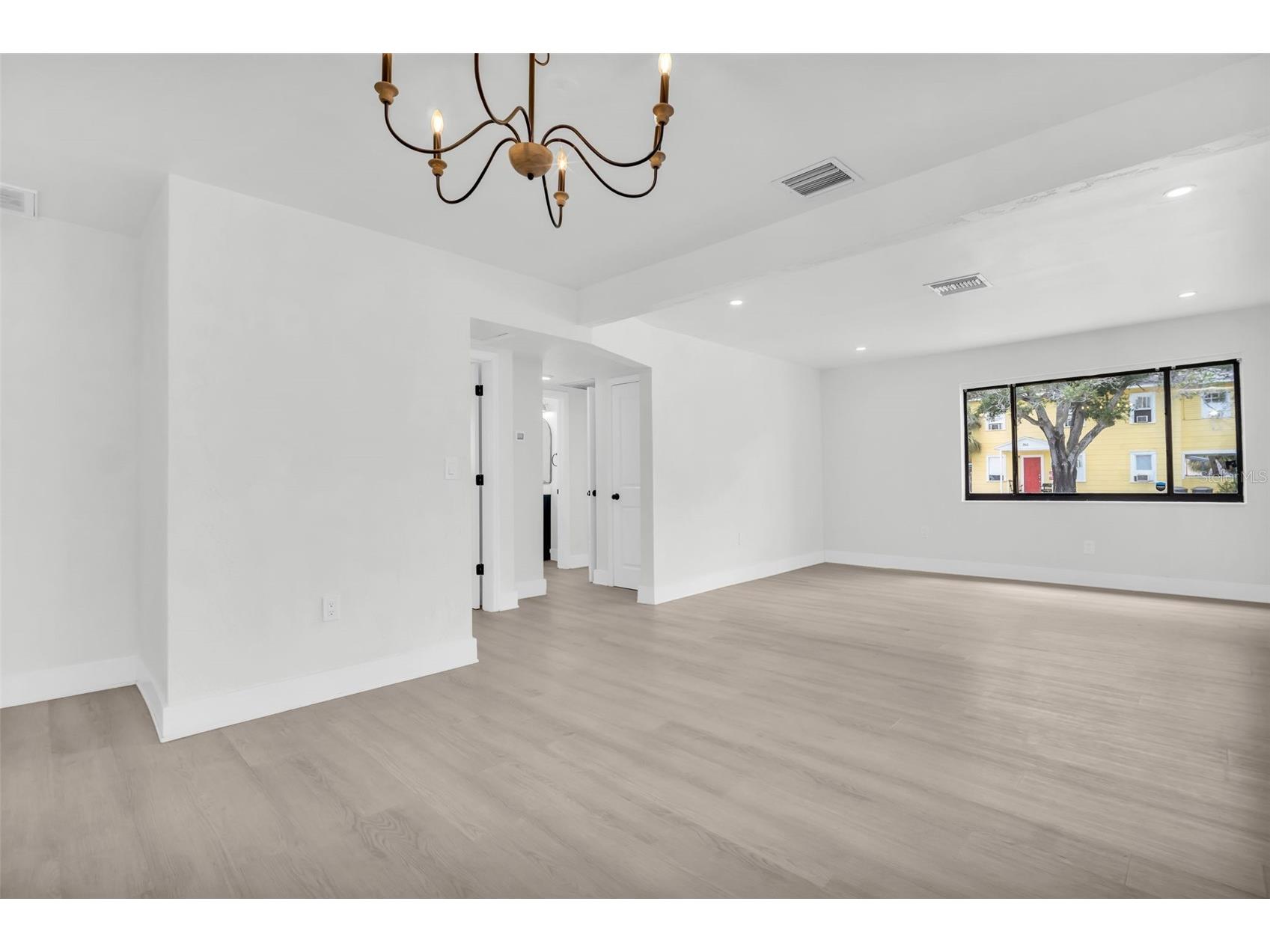 4000 Grove Street S Saint Petersburg FL 33705 TB8482961 image6