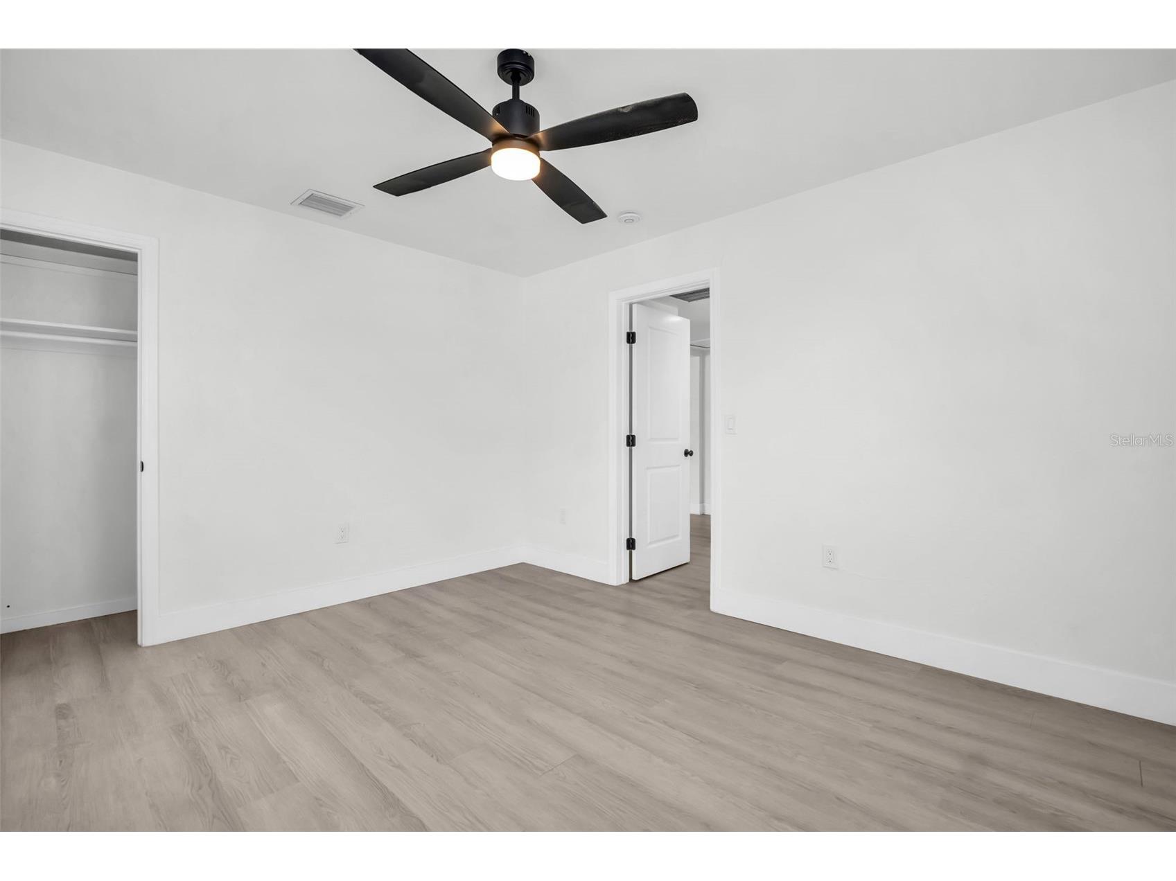 4000 Grove Street S Saint Petersburg FL 33705 TB8482961 image8