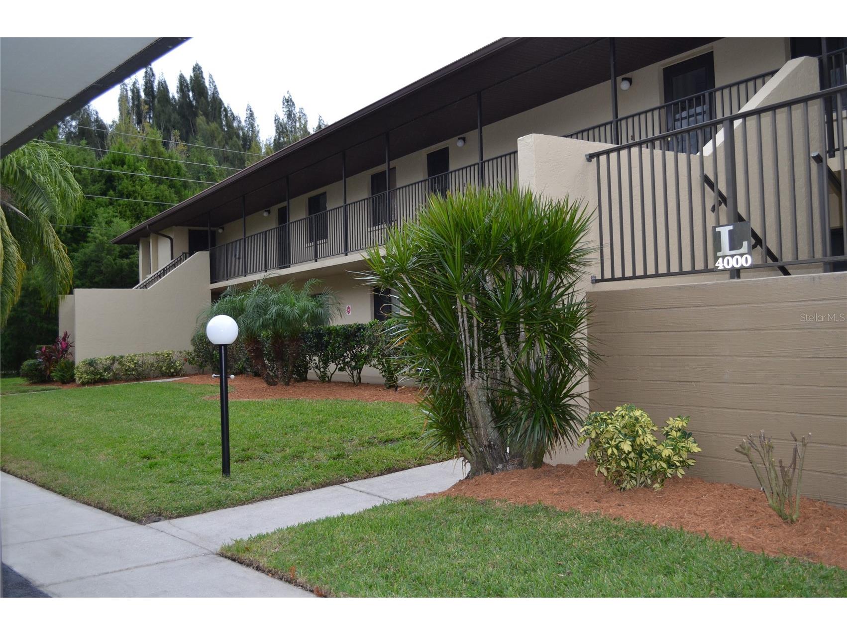 4000 Oakview Drive #L8 Punta Gorda FL 33980 C7521938 image1