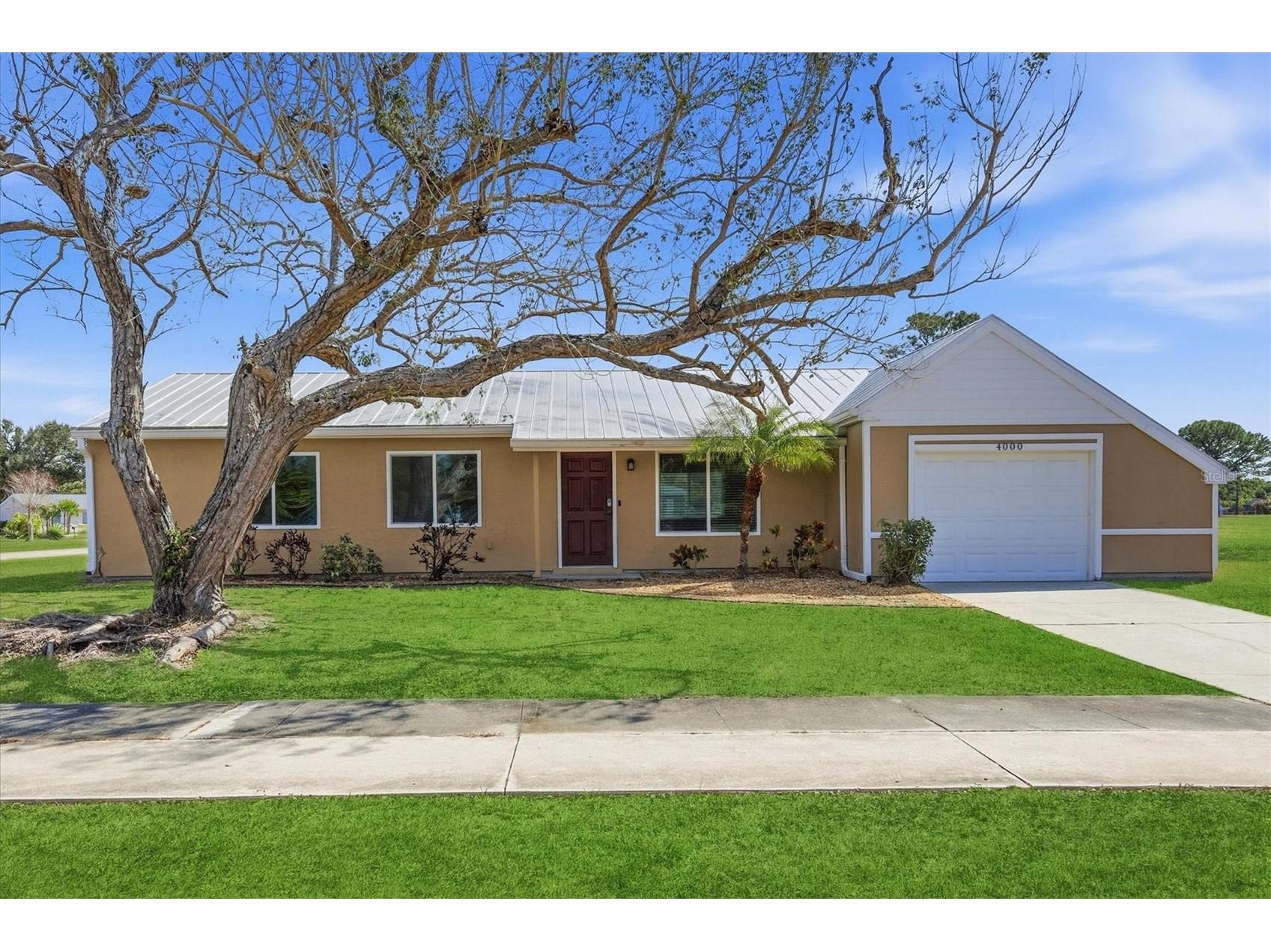 4000 Pan American Boulevard North Port FL 34287 N6142978 image1