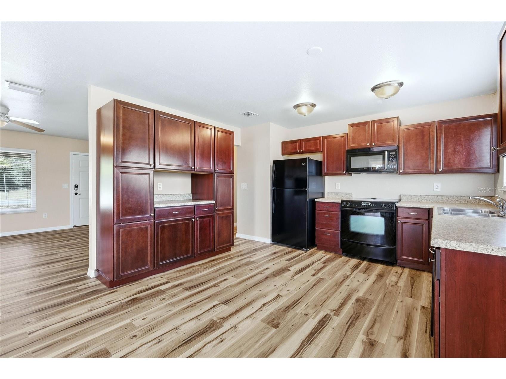 4000 Pan American Boulevard North Port FL 34287 N6142978 image11