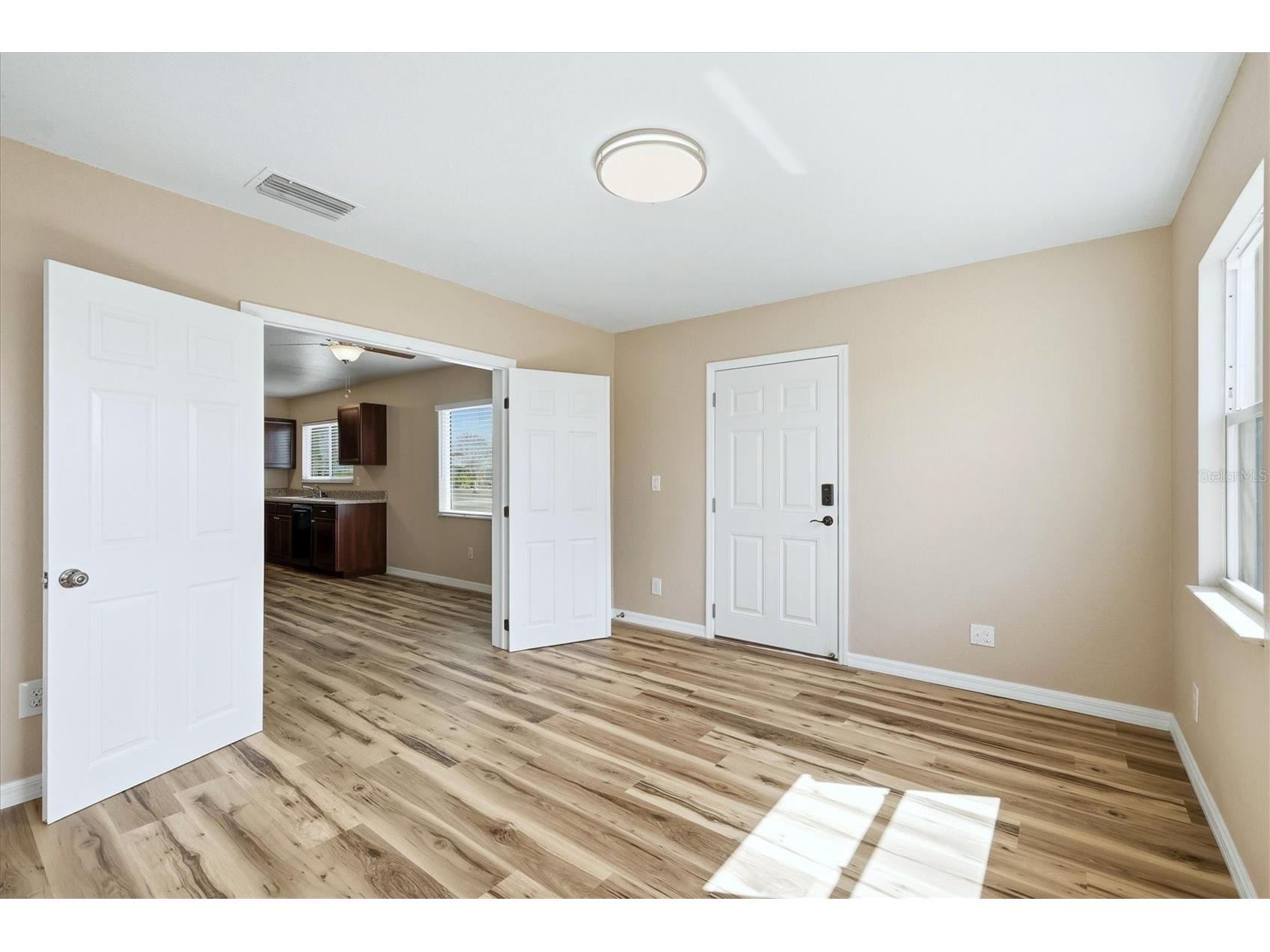 4000 Pan American Boulevard North Port FL 34287 N6142978 image15