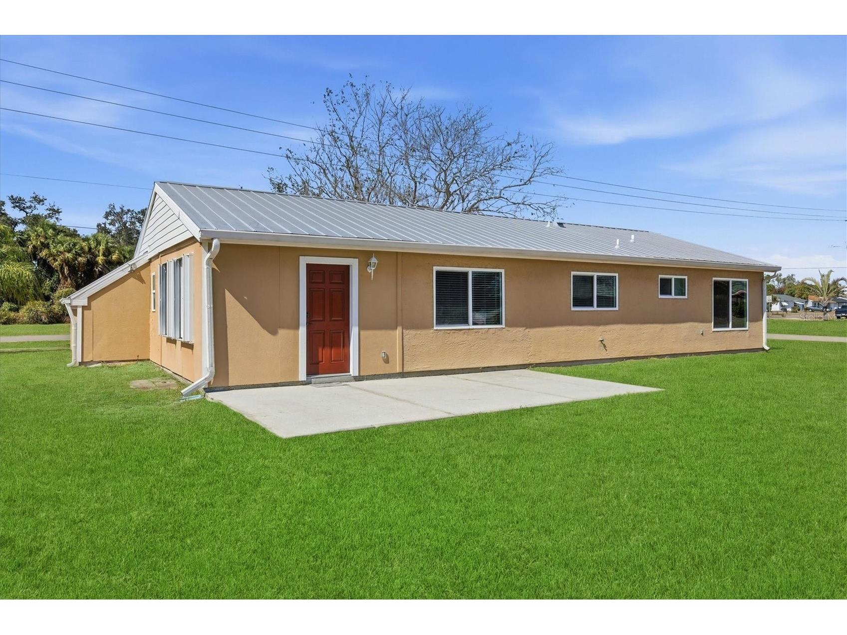 4000 Pan American Boulevard North Port FL 34287 N6142978 image25