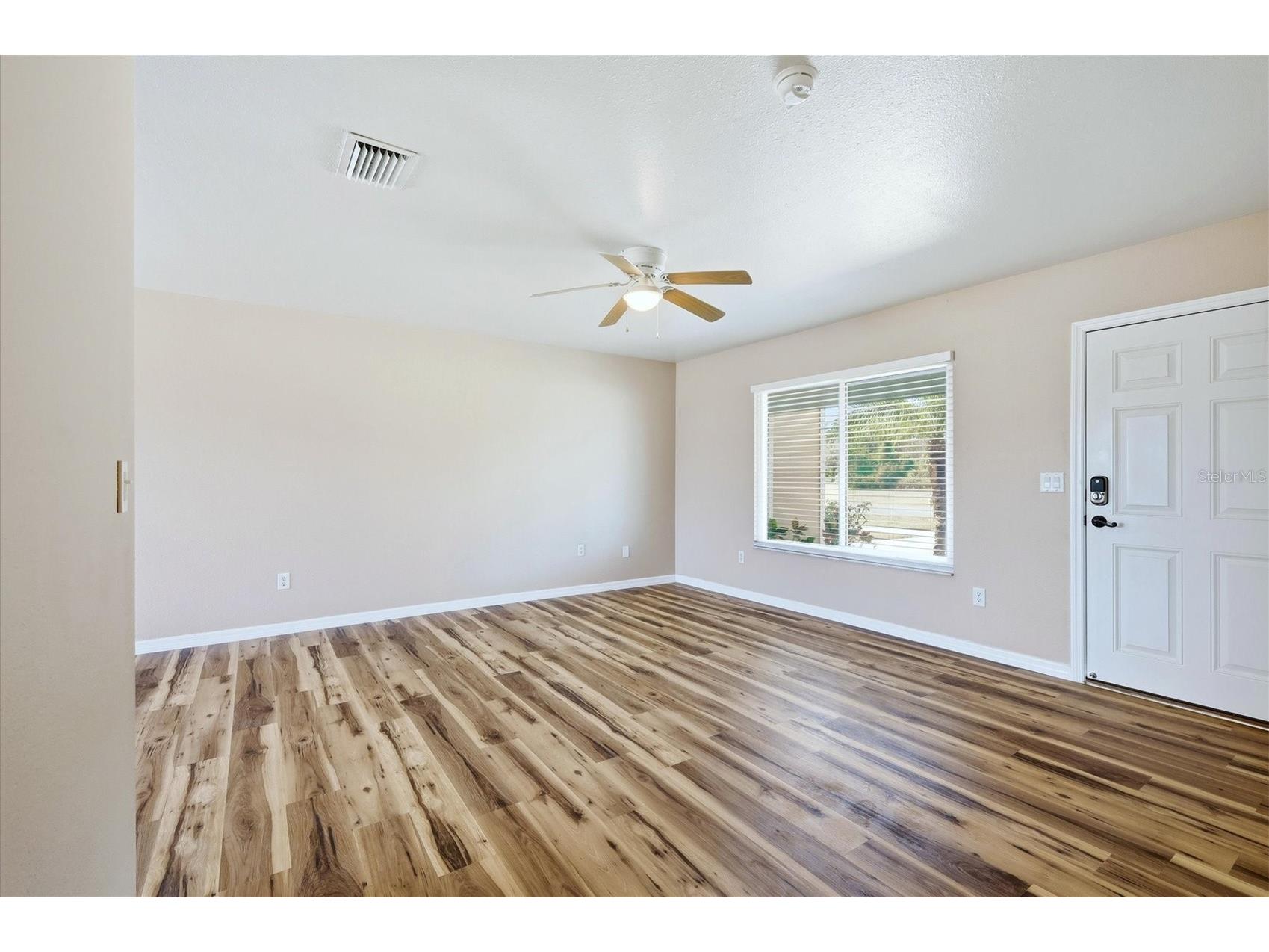 4000 Pan American Boulevard North Port FL 34287 N6142978 image4