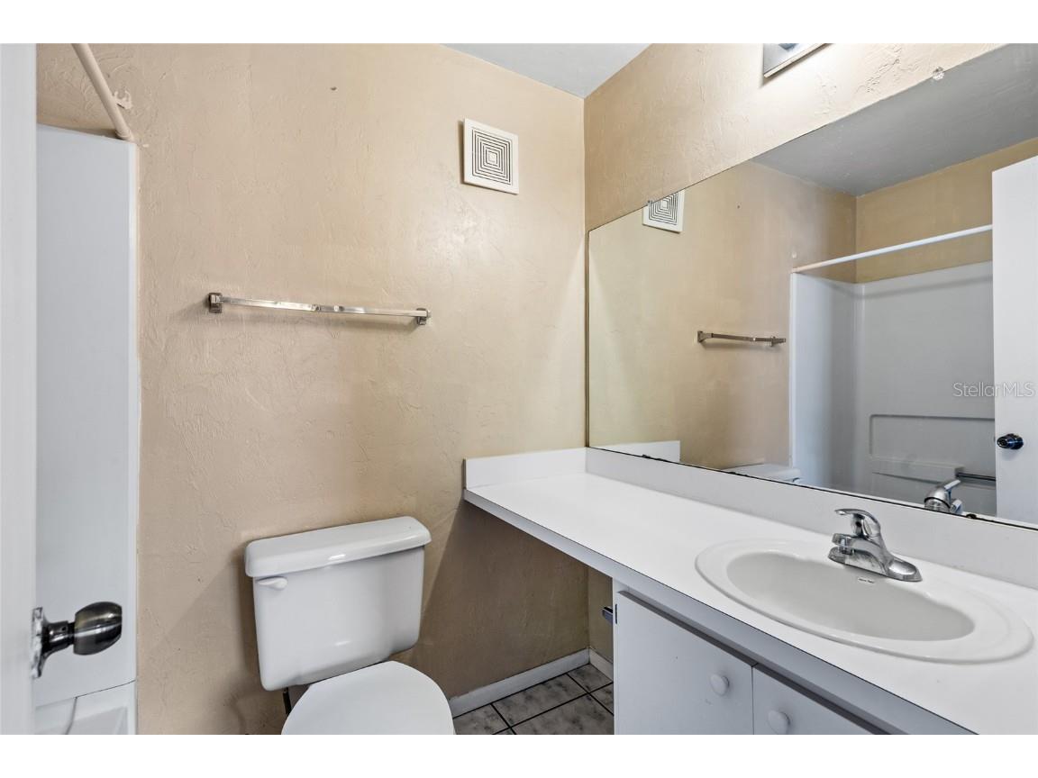 4000 SW 23rd Street #2-303 Gainesville FL 32608 GC532640 image18