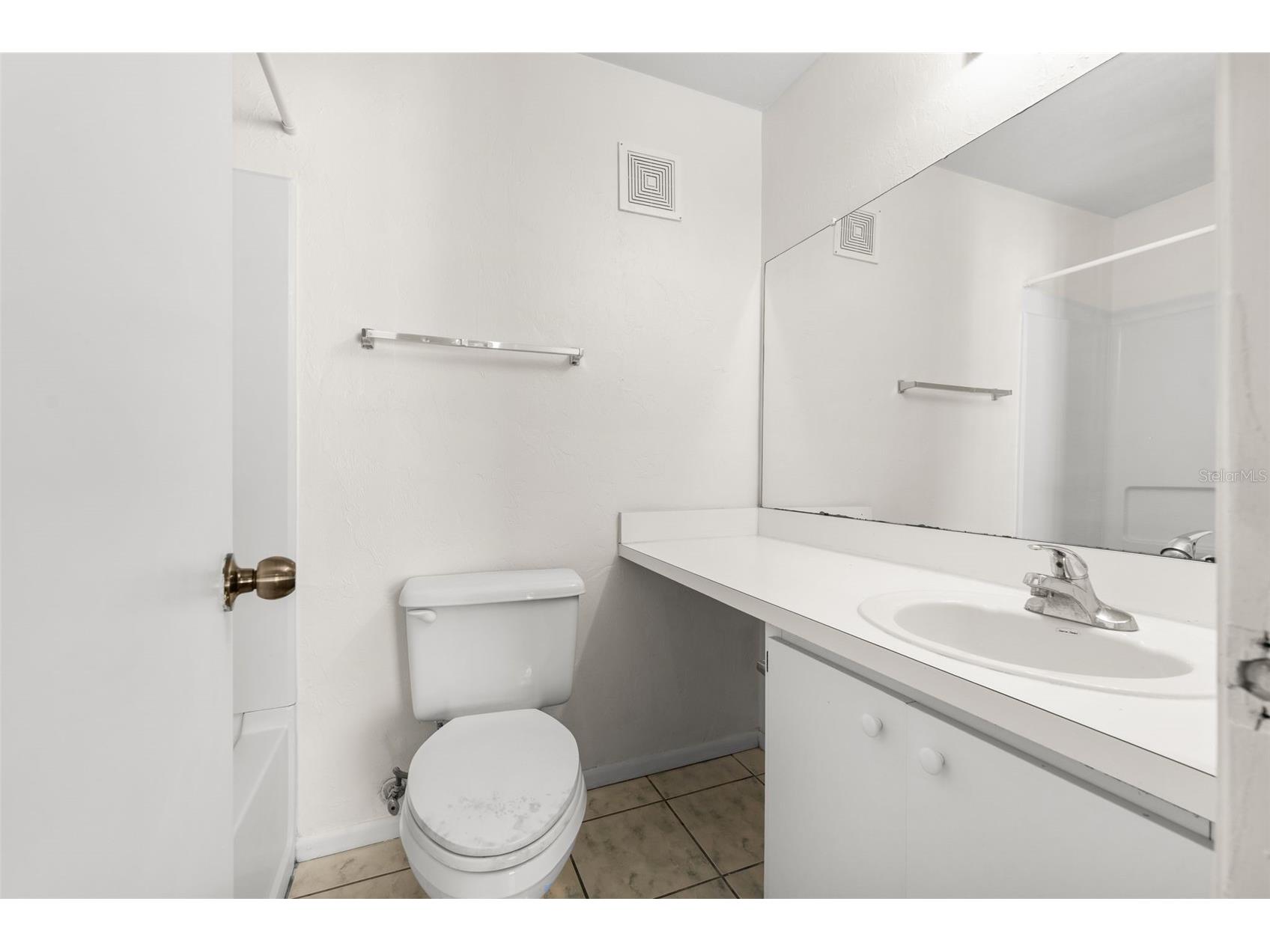 4000 SW 23rd Street #2-303 Gainesville FL 32608 GC538403 image18