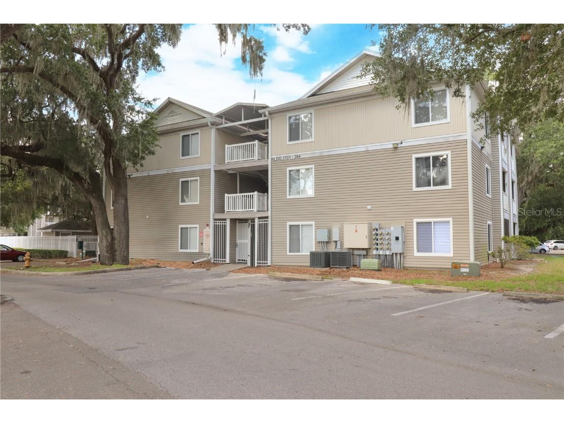 4000 SW 23rd Street #304 ROOM 1 Gainesville FL 32608 GC514551 image1