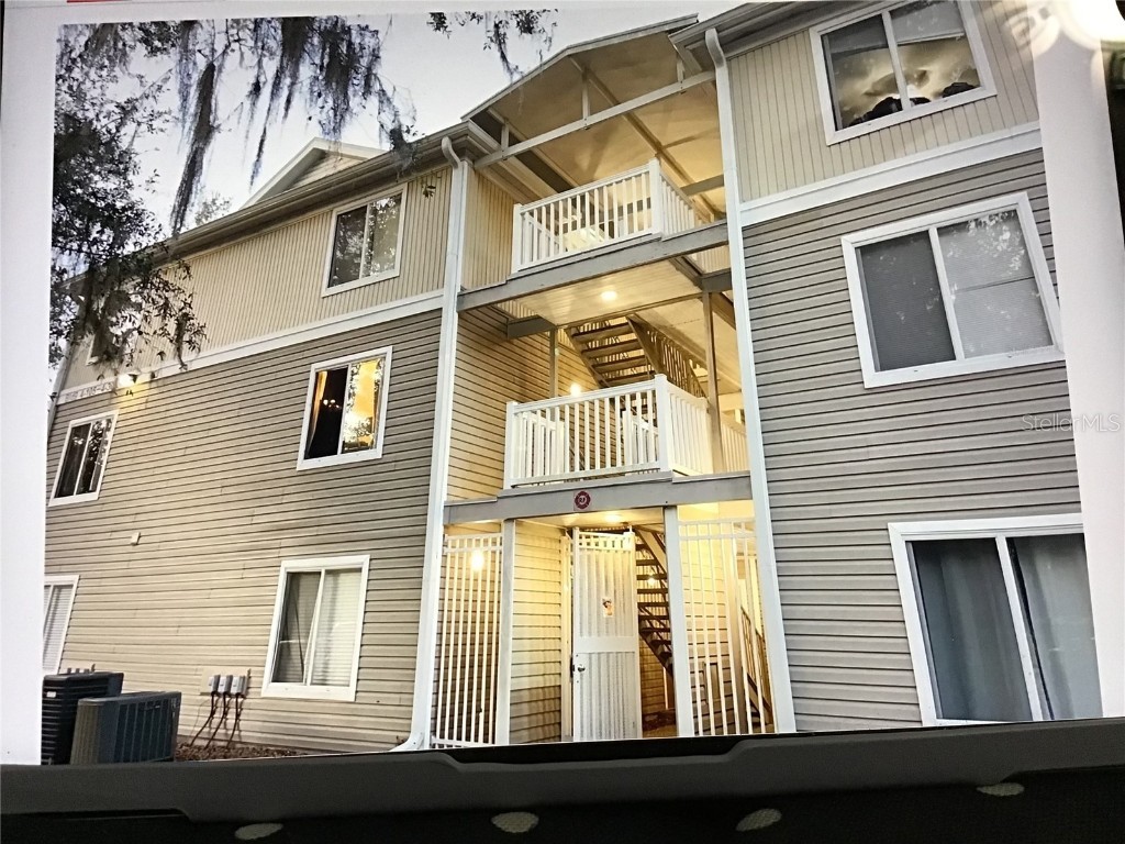 4000 SW 23rd Street #4-208 Gainesville FL 32608 W7855234 image1