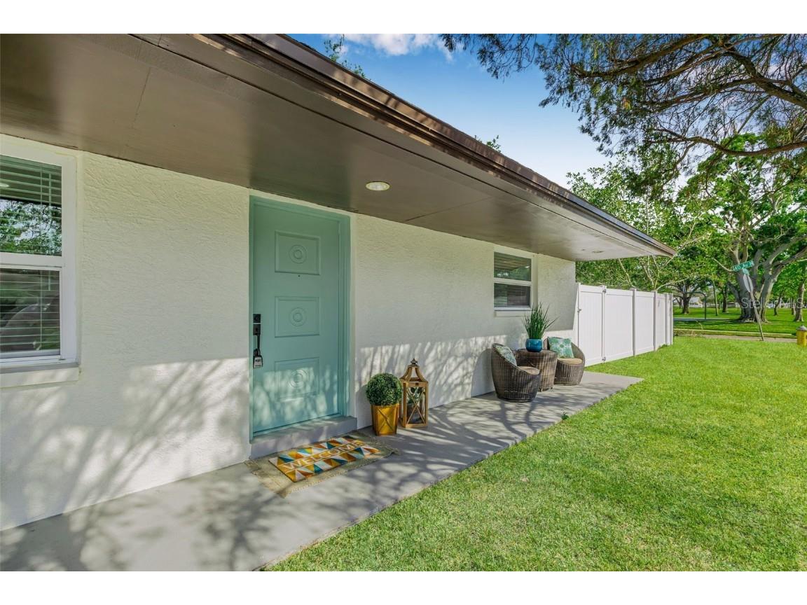 4001 19th Street N Saint Petersburg FL 33714 TB8370984 image1