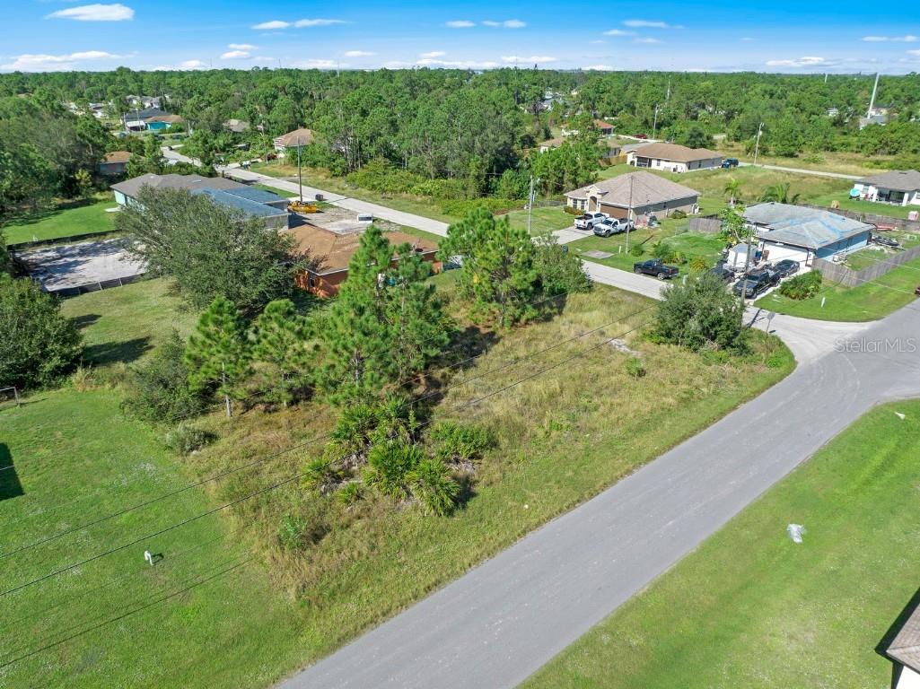 4001 2nd Street SW Lehigh Acres FL 33976 W7859762 image1