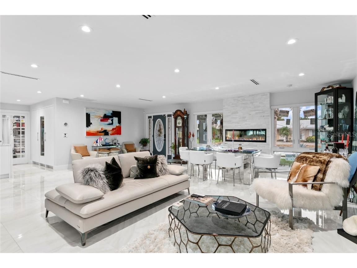 4001 48th Avenue S Saint Petersburg FL 33711 TB8414476 image12