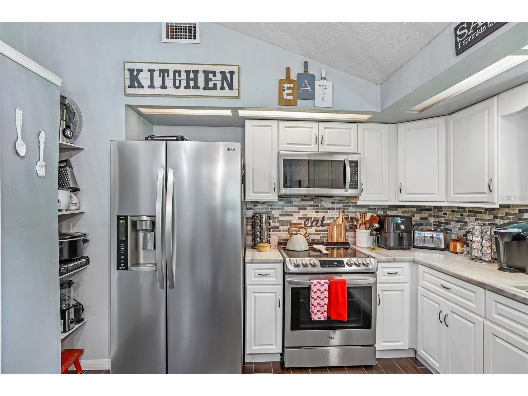 4001 Bainwood Court Tampa FL 33614 - JASMINE POND TB8509702 image10