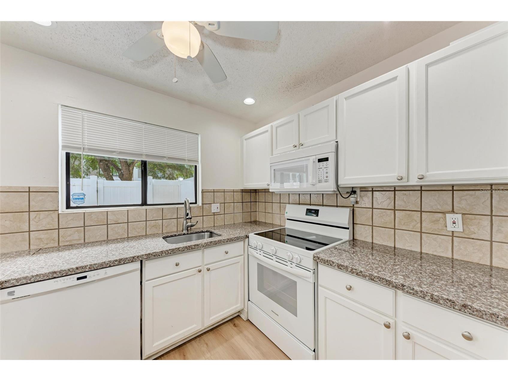 4001 Beneva Road #335 Sarasota FL 34233 A4662820 image14