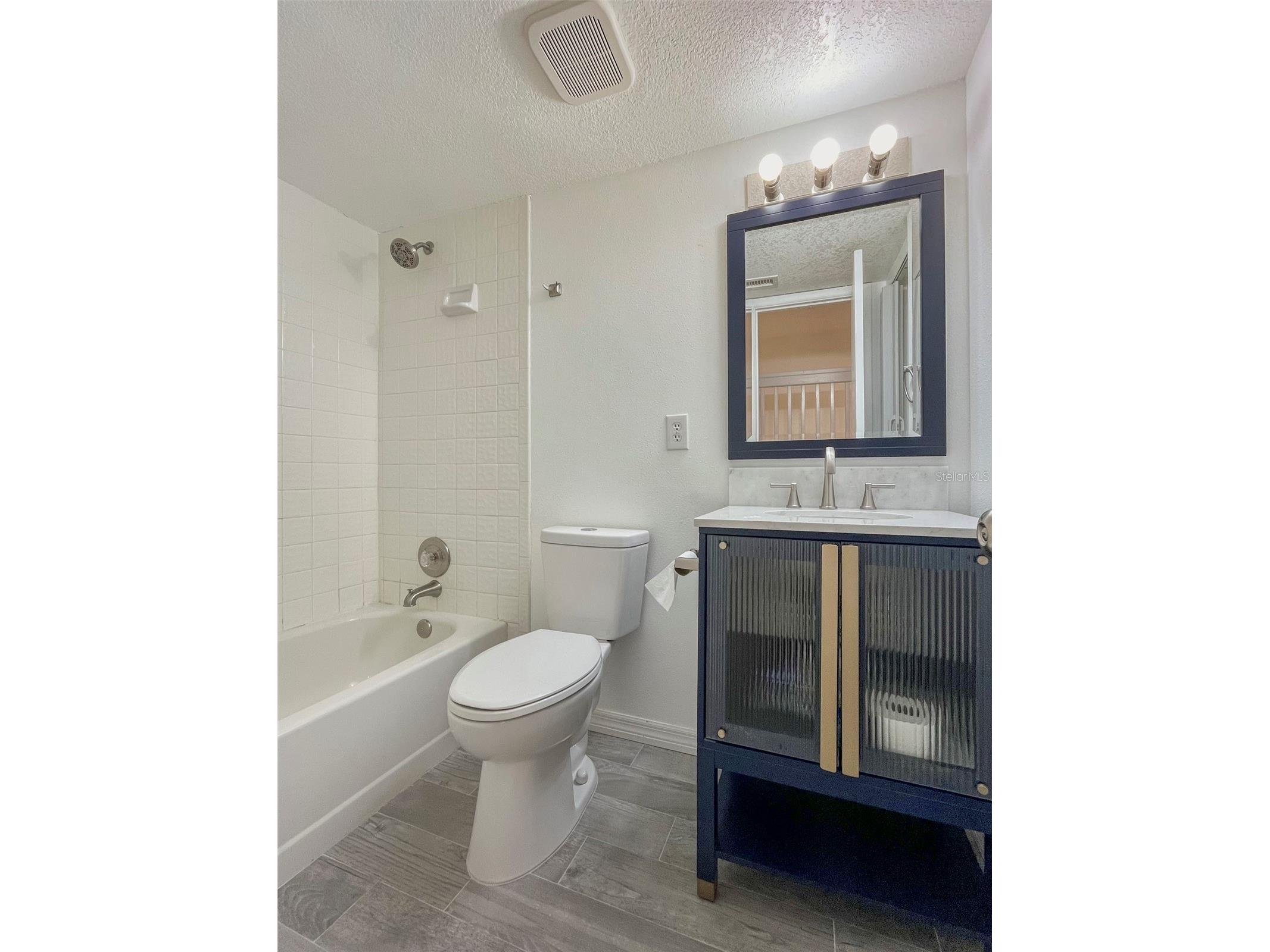 4001 Beneva Road #416 Sarasota FL 34233 A4686094 image11