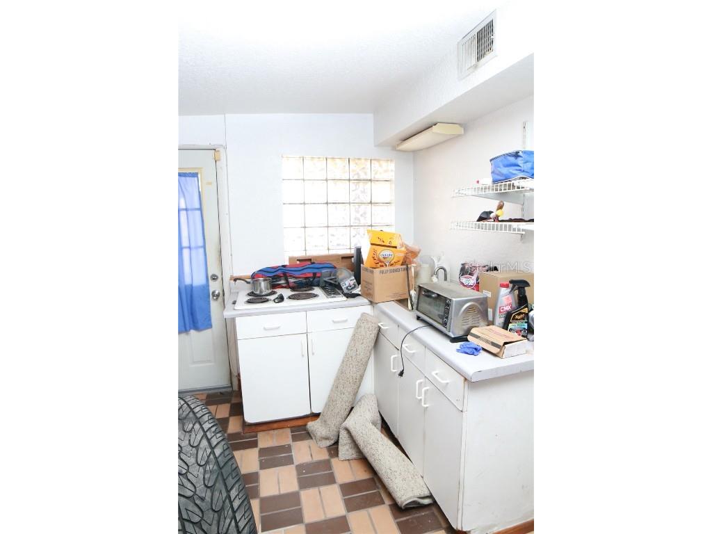 4001 Brinell Avenue Orlando FL 32808 O6295083 image34