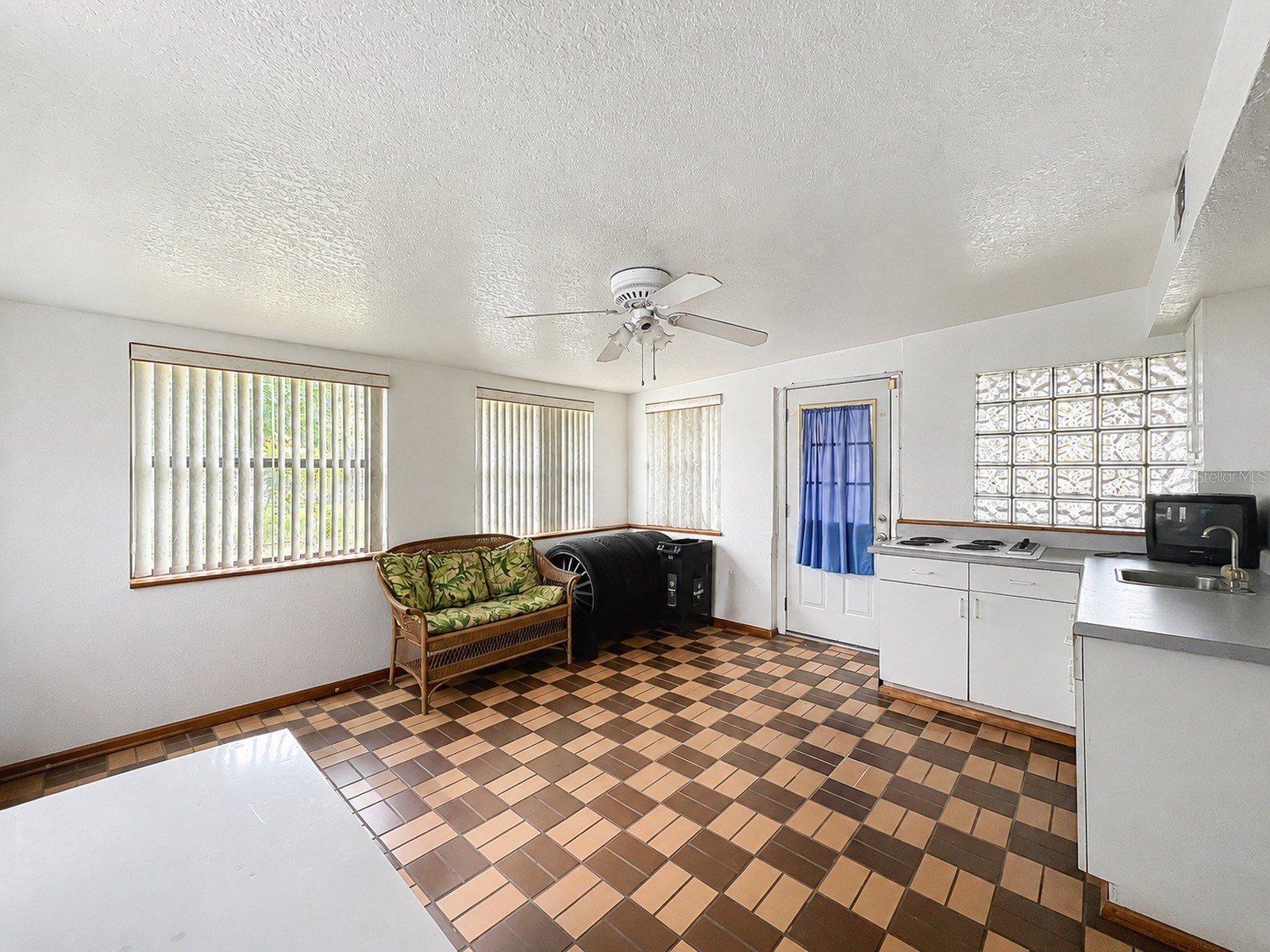 4001 Brinell Avenue Orlando FL 32808 O6410761 image31