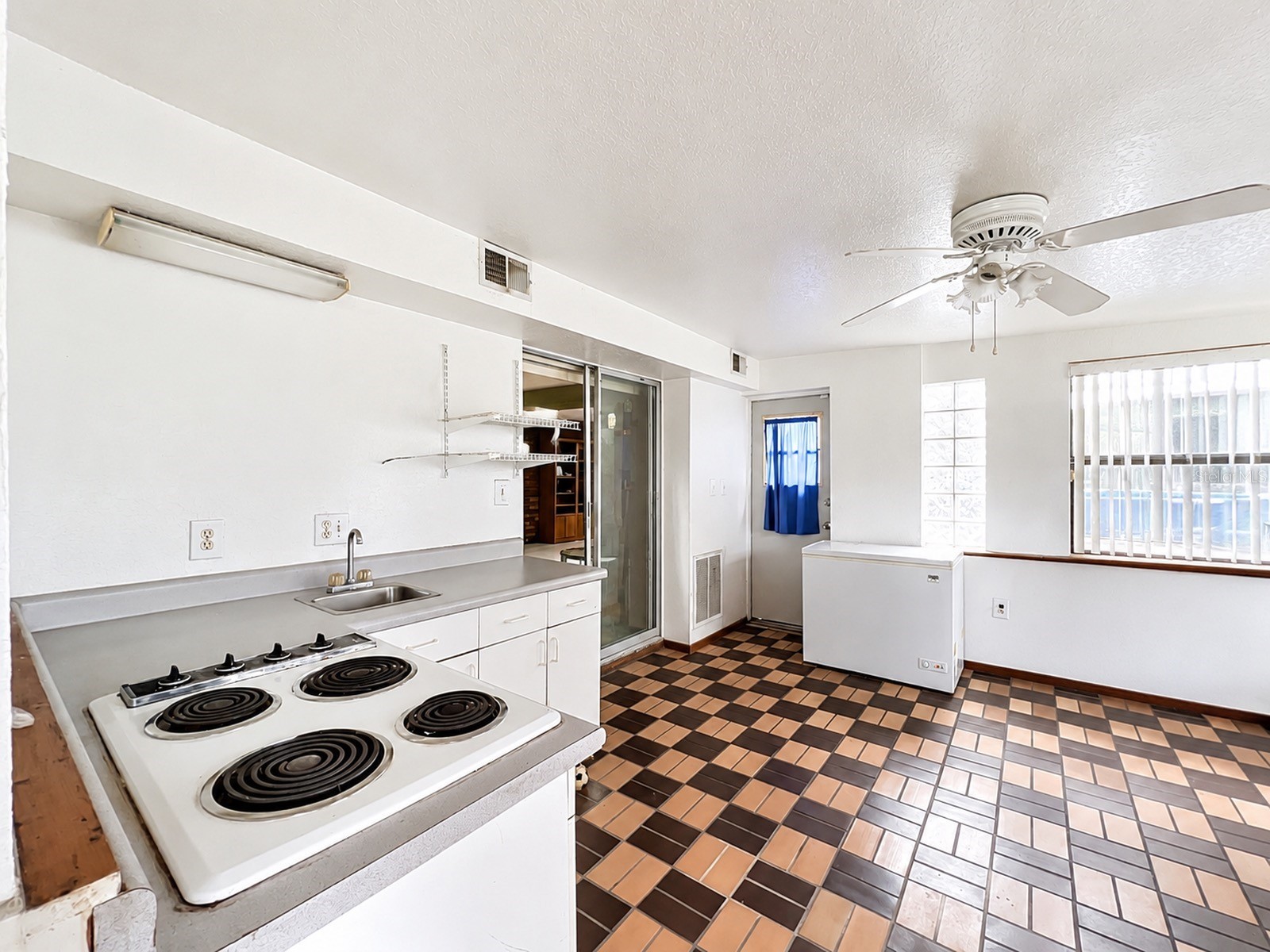 4001 Brinell Avenue Orlando FL 32808 O6410761 image34