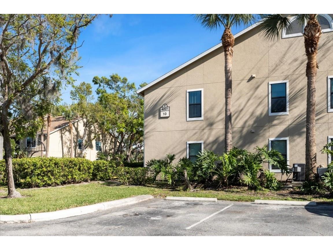 4001 Crockers Lake Boulevard #16 Sarasota FL 34238 A4641816 image1