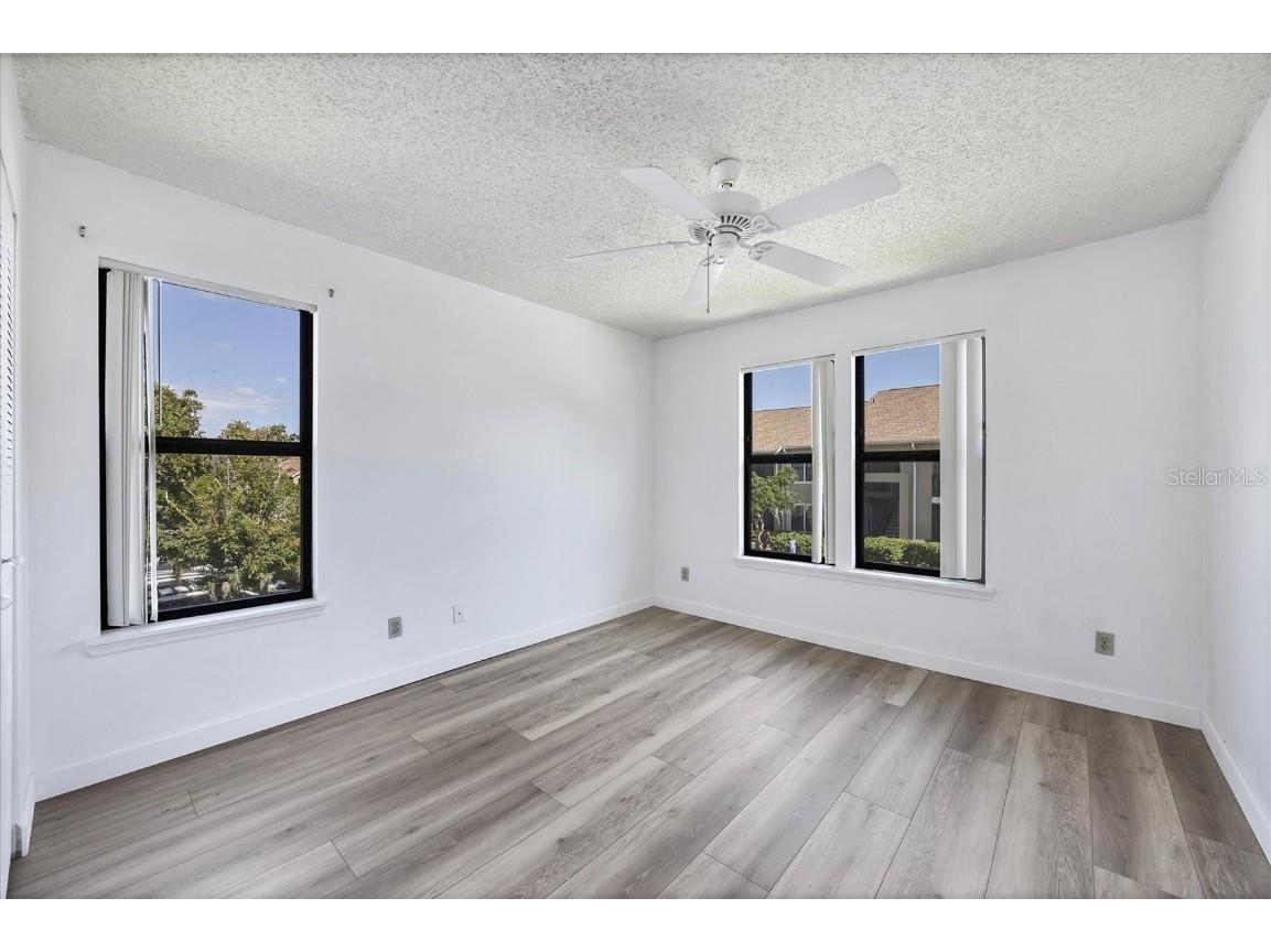 4001 Crockers Lake Boulevard #27 Sarasota FL 34238 A4665066 image10