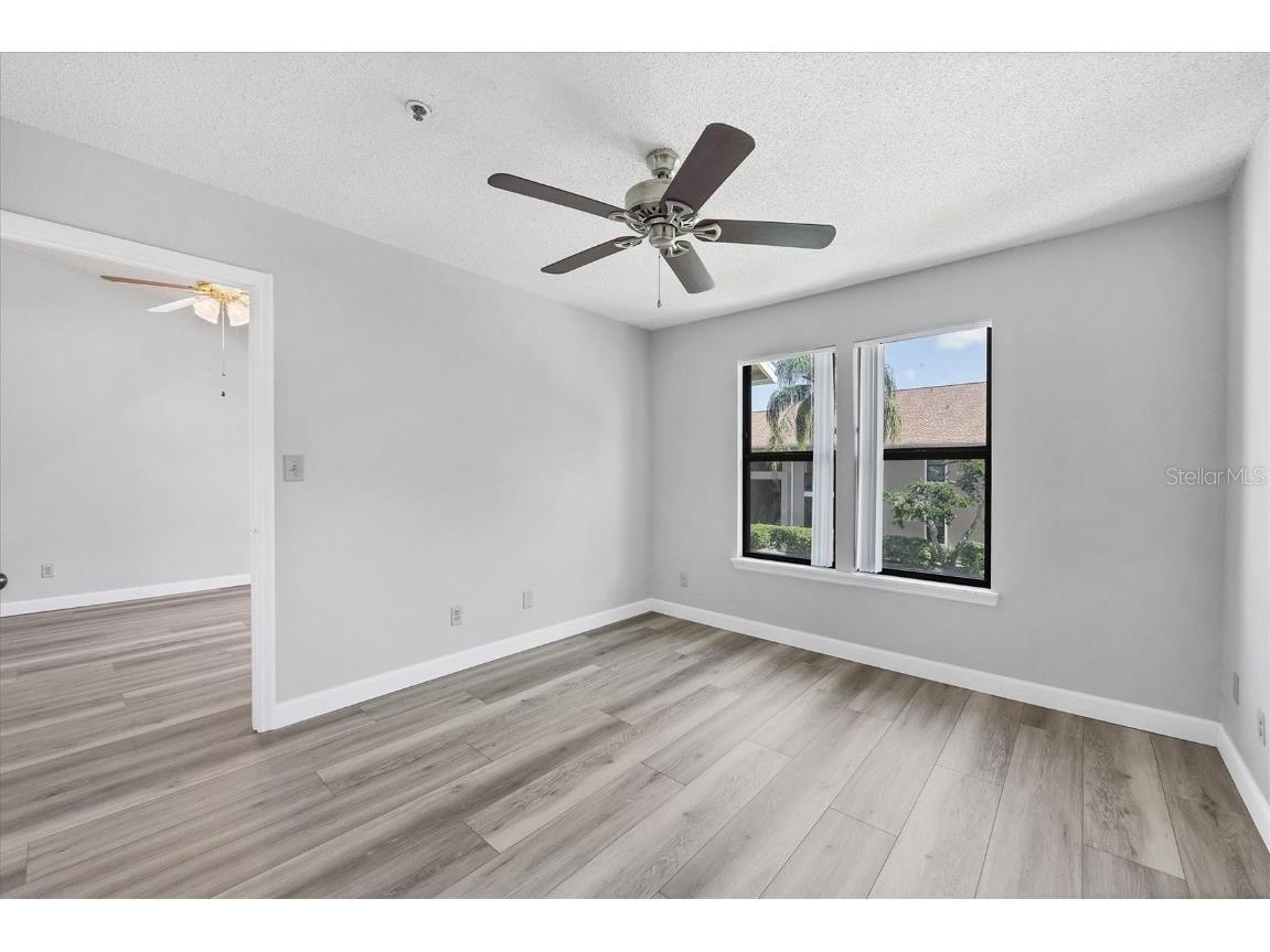 4001 Crockers Lake Boulevard #27 Sarasota FL 34238 A4665066 image8